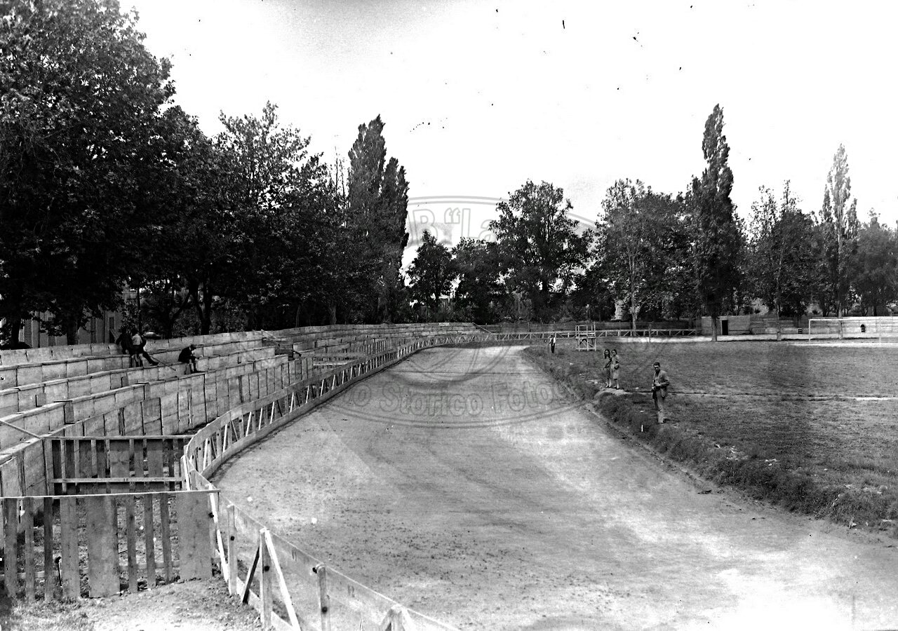 Stadio del Campo di Marte (ex Piazza d’Armi)