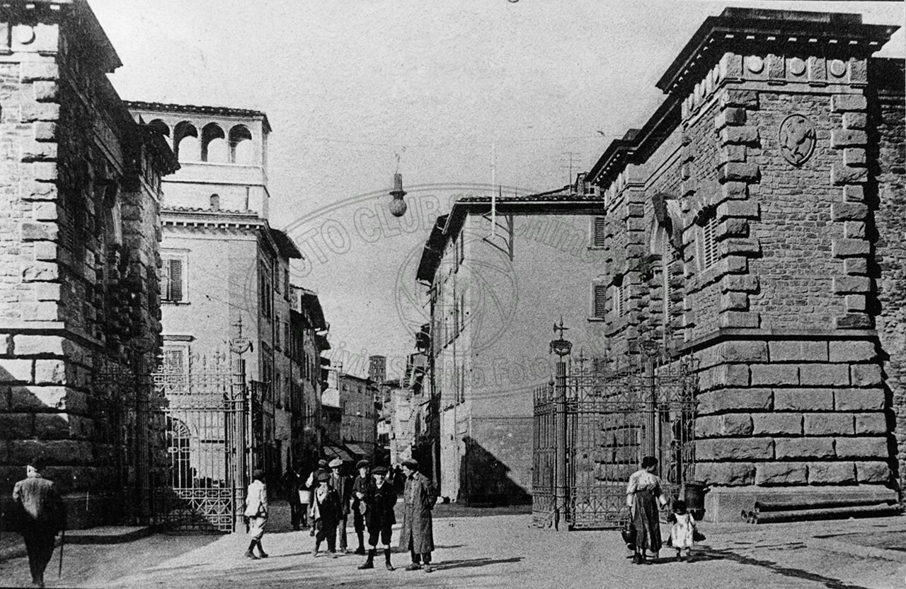 Porta S. Spirito