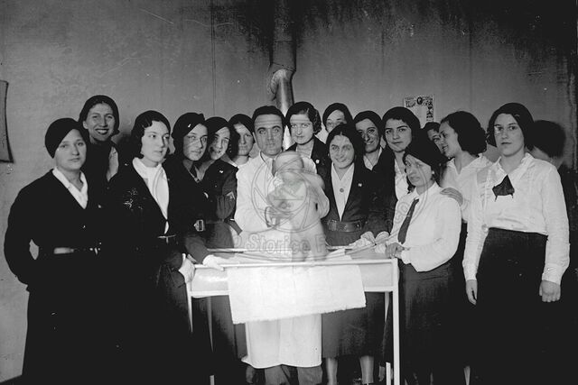 Lezione di puericultura