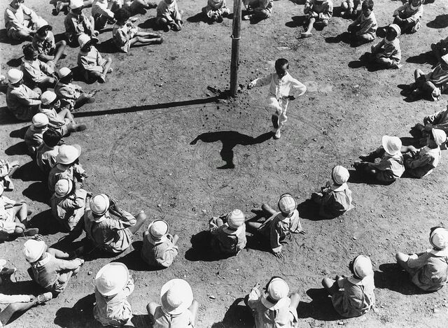Bambini in colonia estiva fascista