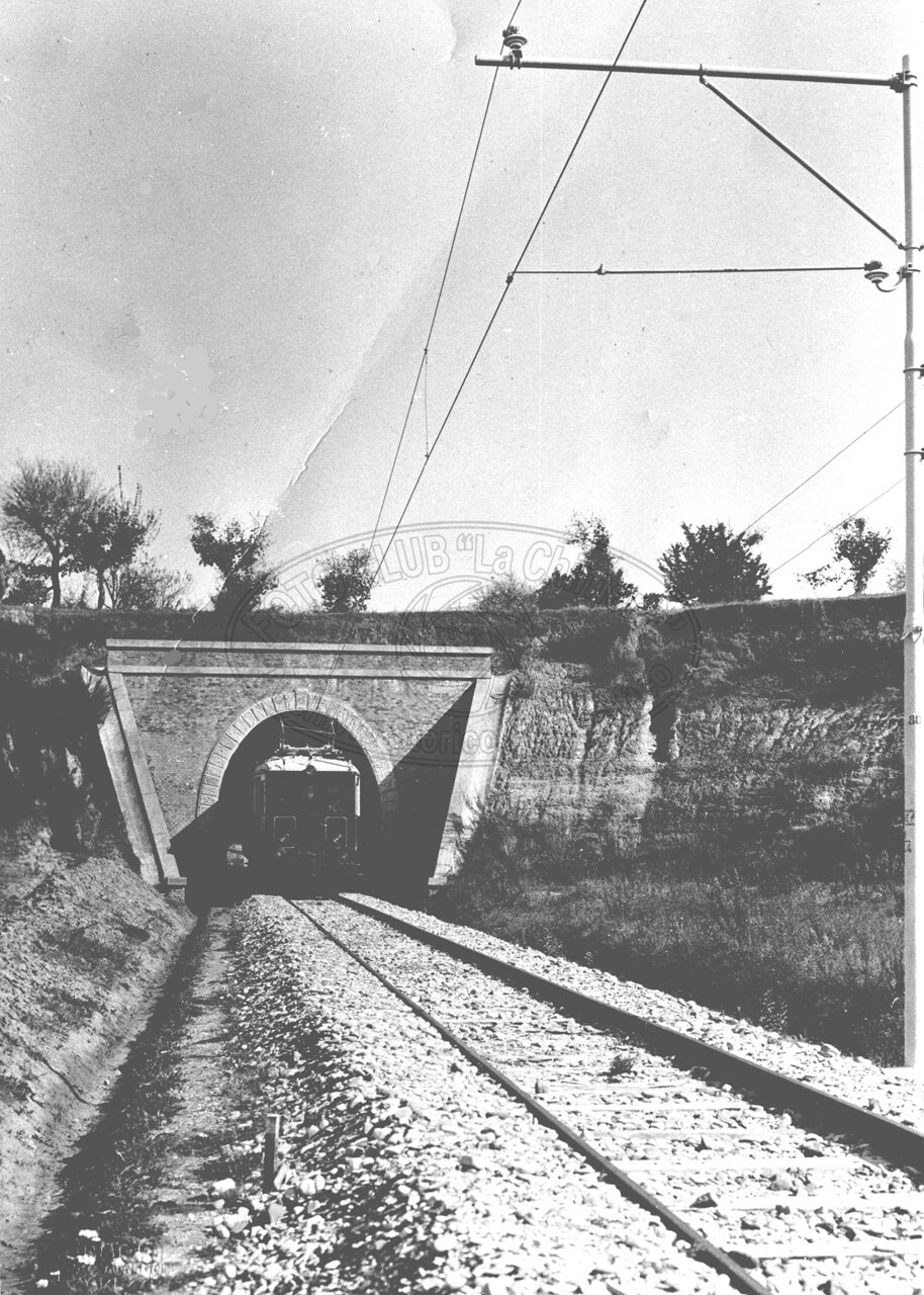 Elettrotreno in Valdichiana