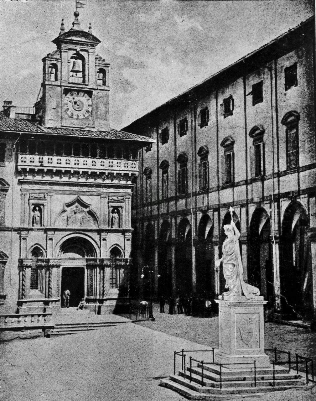Piazza Grande (o Vasari)