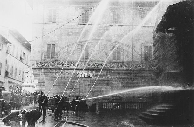 Pompieri (poi Vigili del Fuoco)