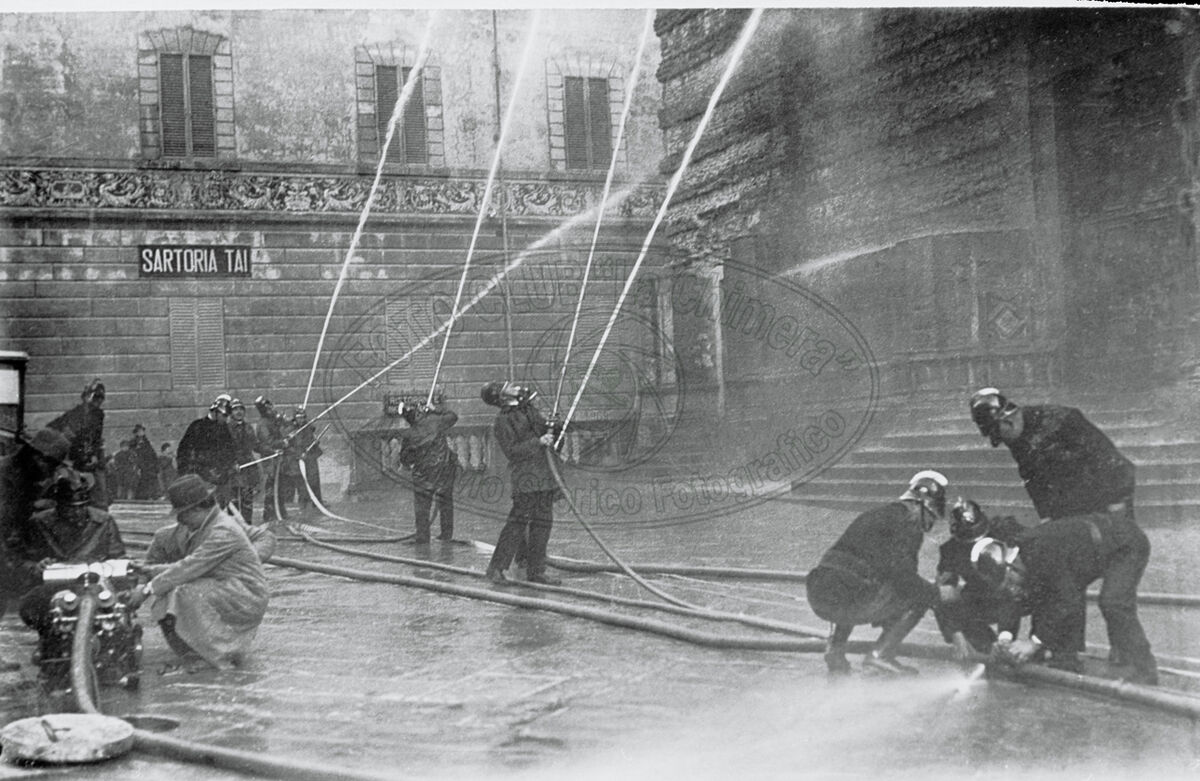 Pompieri (poi Vigili del Fuoco)