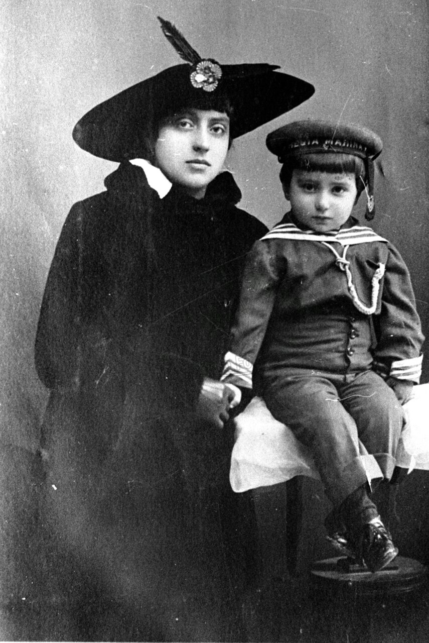 Ritratto di donna con bambino