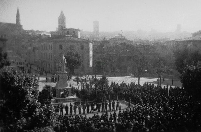 Messa in Piazza Guido Monaco