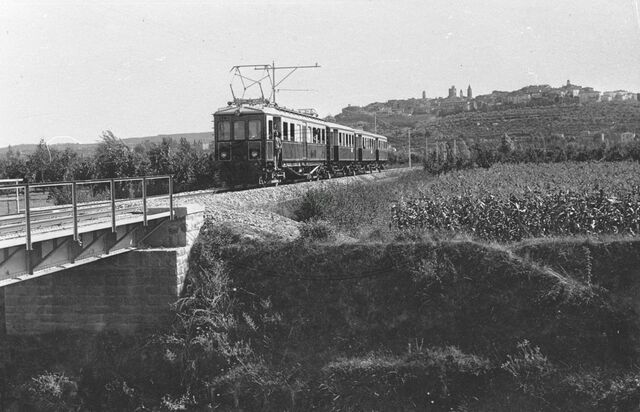 Elettrotreno in Valdichiana