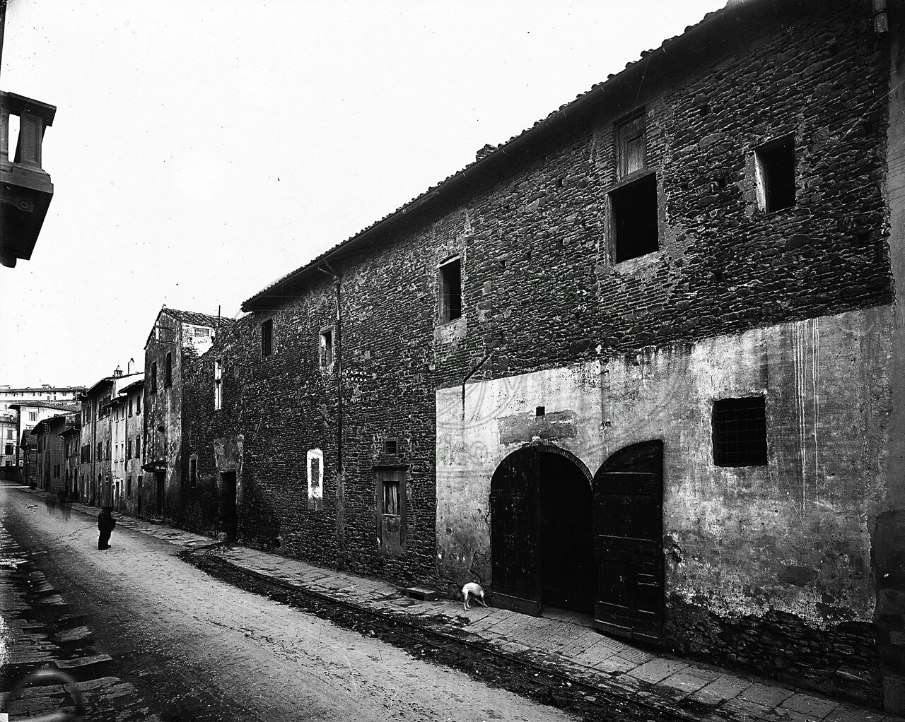 Via Porta Buja (o di Porta Buia)