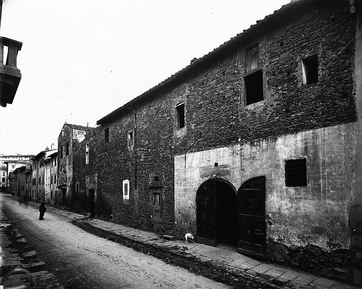 Via Porta Buja (o di Porta Buia)