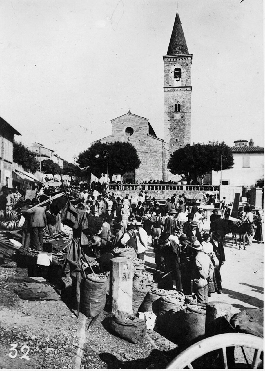 Mercato a S. Agostino