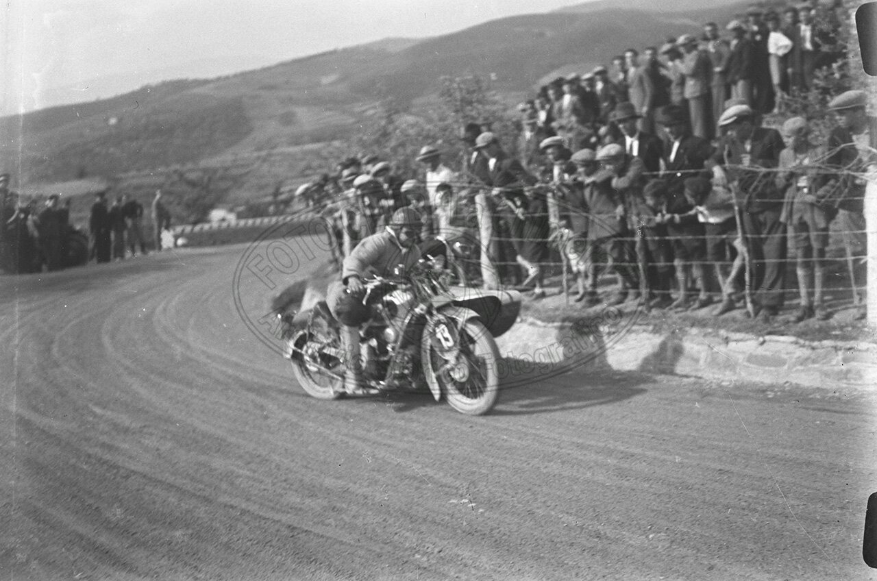 Corsa di sidecar