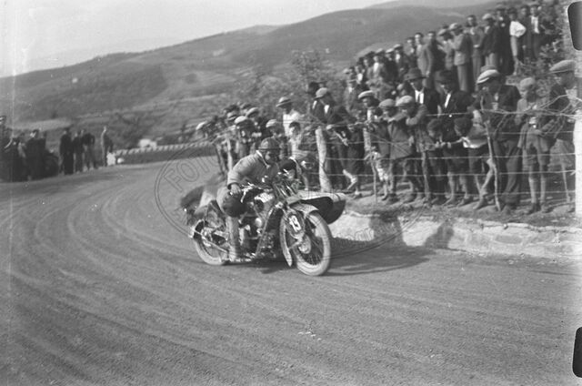 Corsa di sidecar