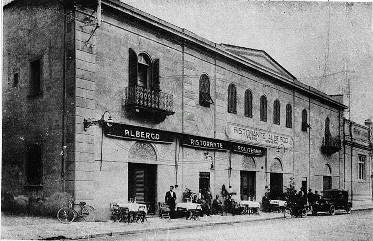 Albergo Ristorante Politeama in Via Guido Monaco