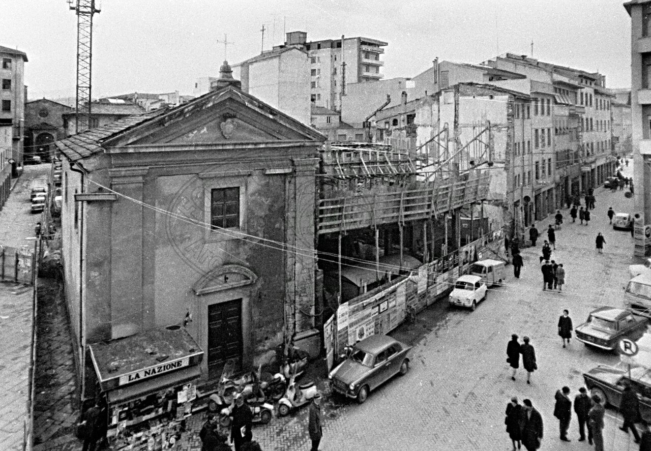 Piazza S. Iacopo (Jacopo)