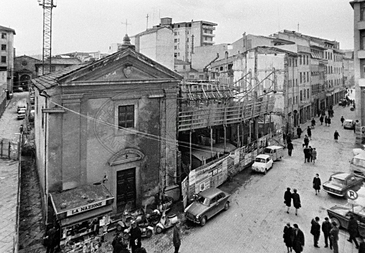 Piazza S. Iacopo (Jacopo)