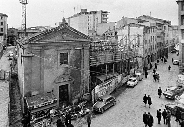 Piazza S. Iacopo (Jacopo)