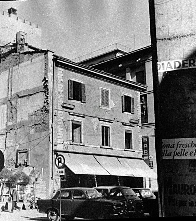 Piazza S. Iacopo (Jacopo)
