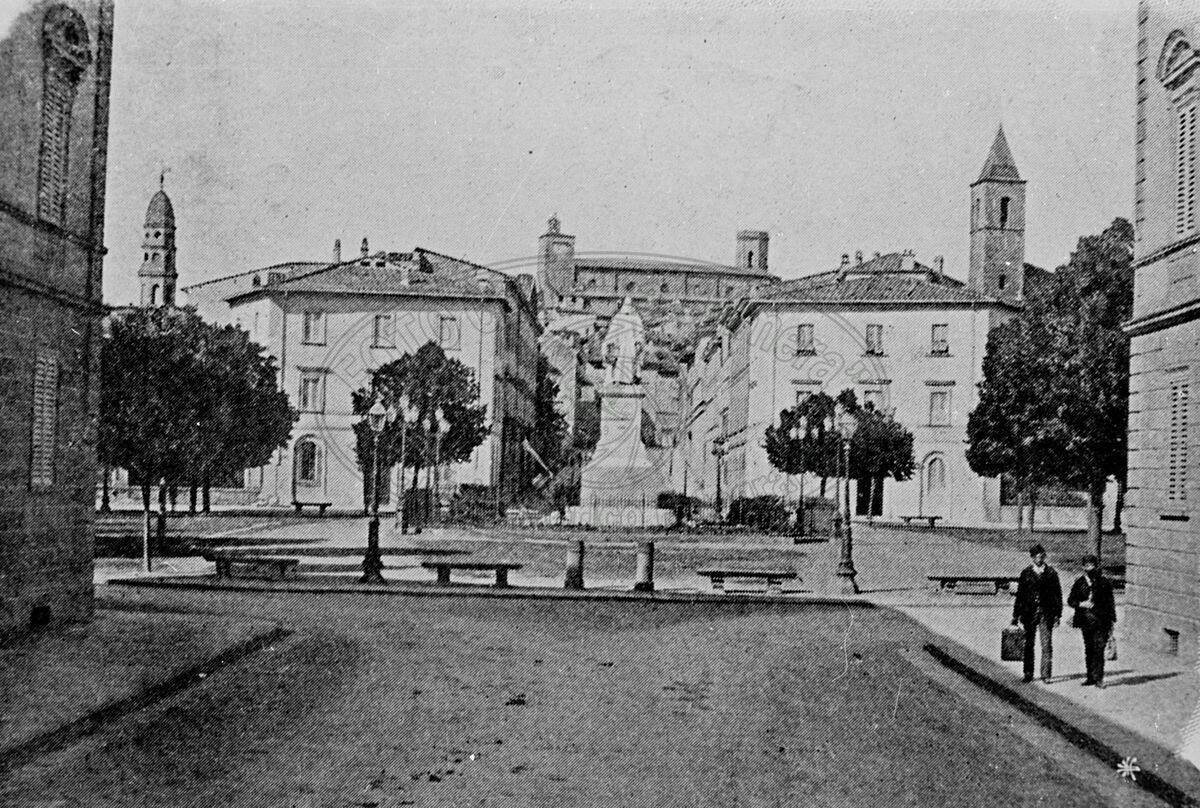 Piazza Guido Monaco