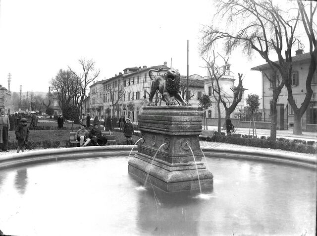 Vasca con Chimera