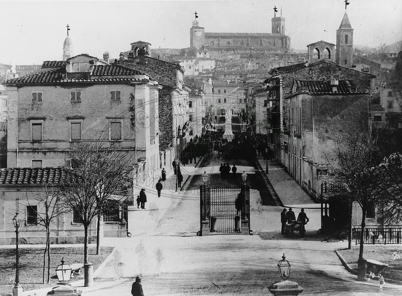 Veduta da Piazza della Stazione