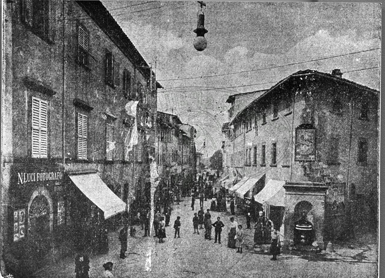 Piazza S. Iacopo (Jacopo)