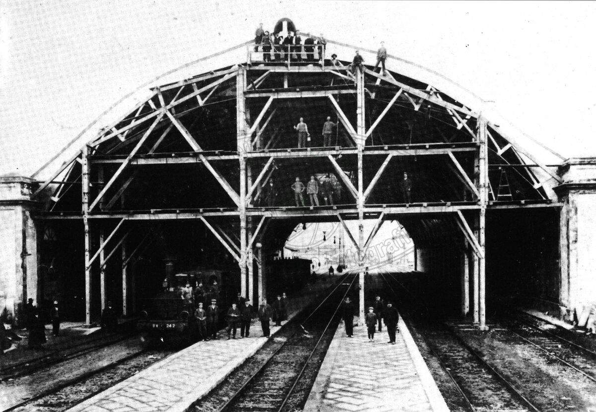 Stazione ferroviaria