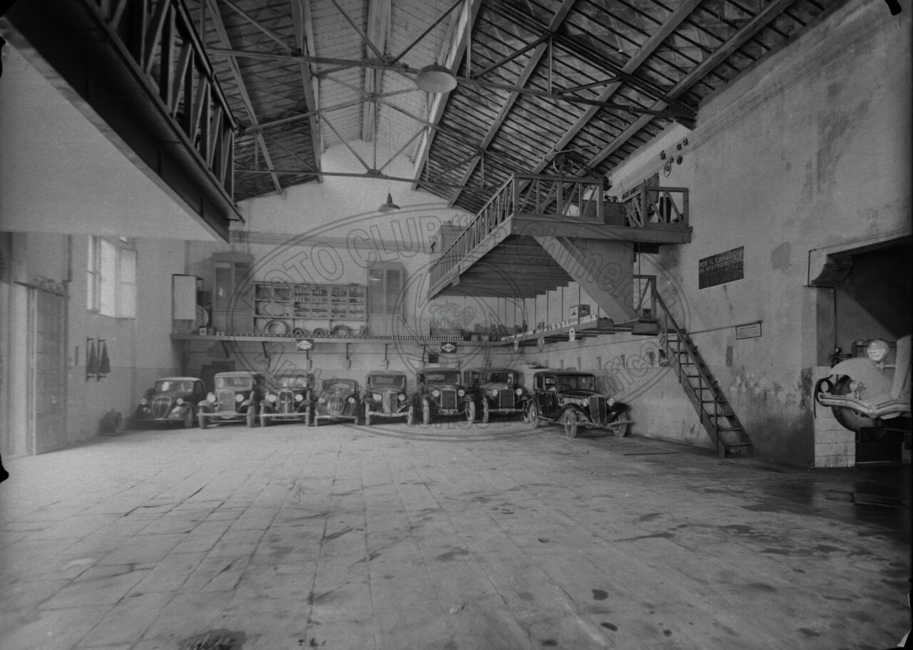 Garage Moderno
