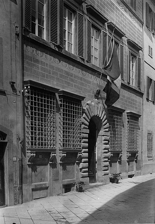 Palazzo Spadari in Via Cavour