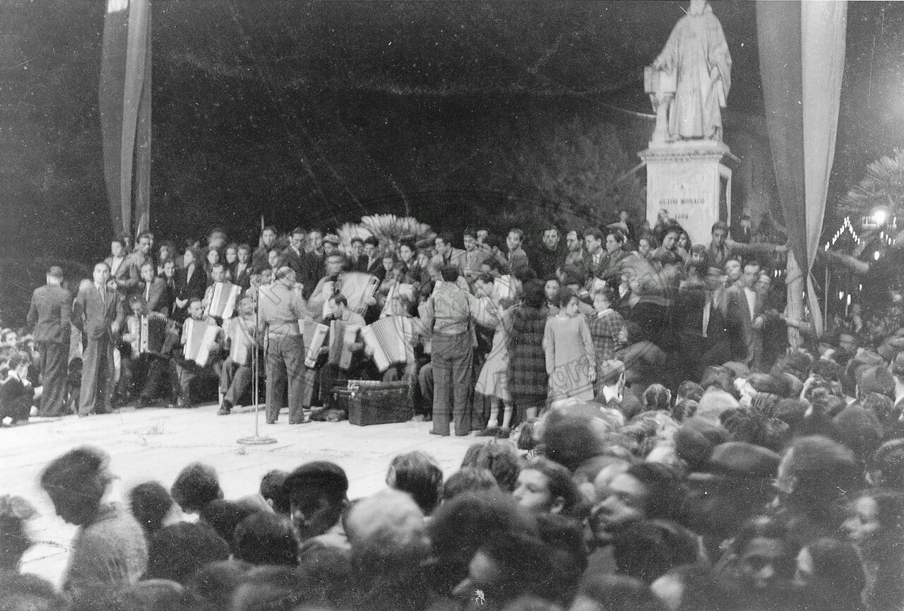 Concerto in Piazza Guido Monaco