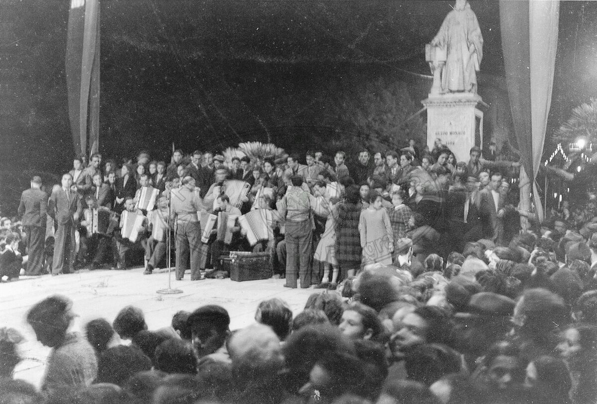 Concerto in Piazza Guido Monaco