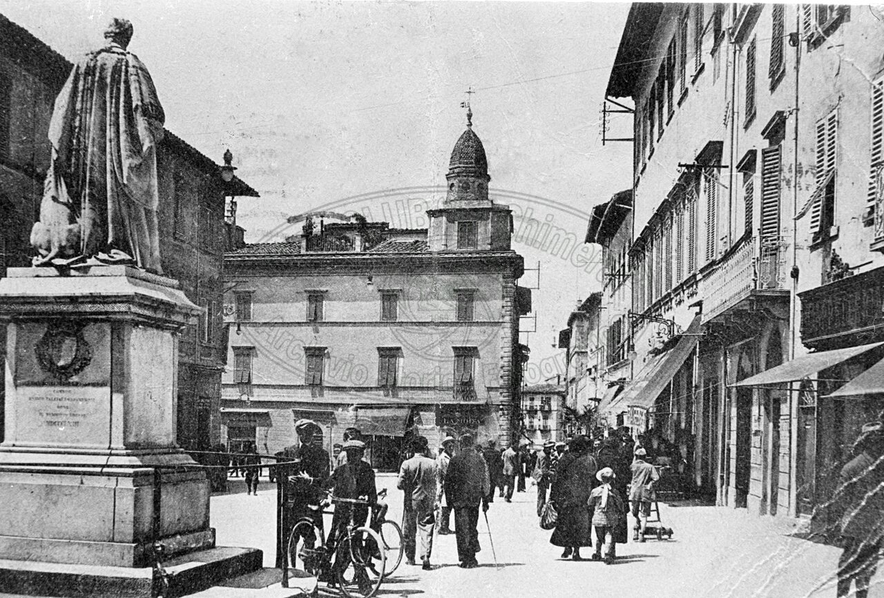 Piazza S. Francesco (o Umberto I°)