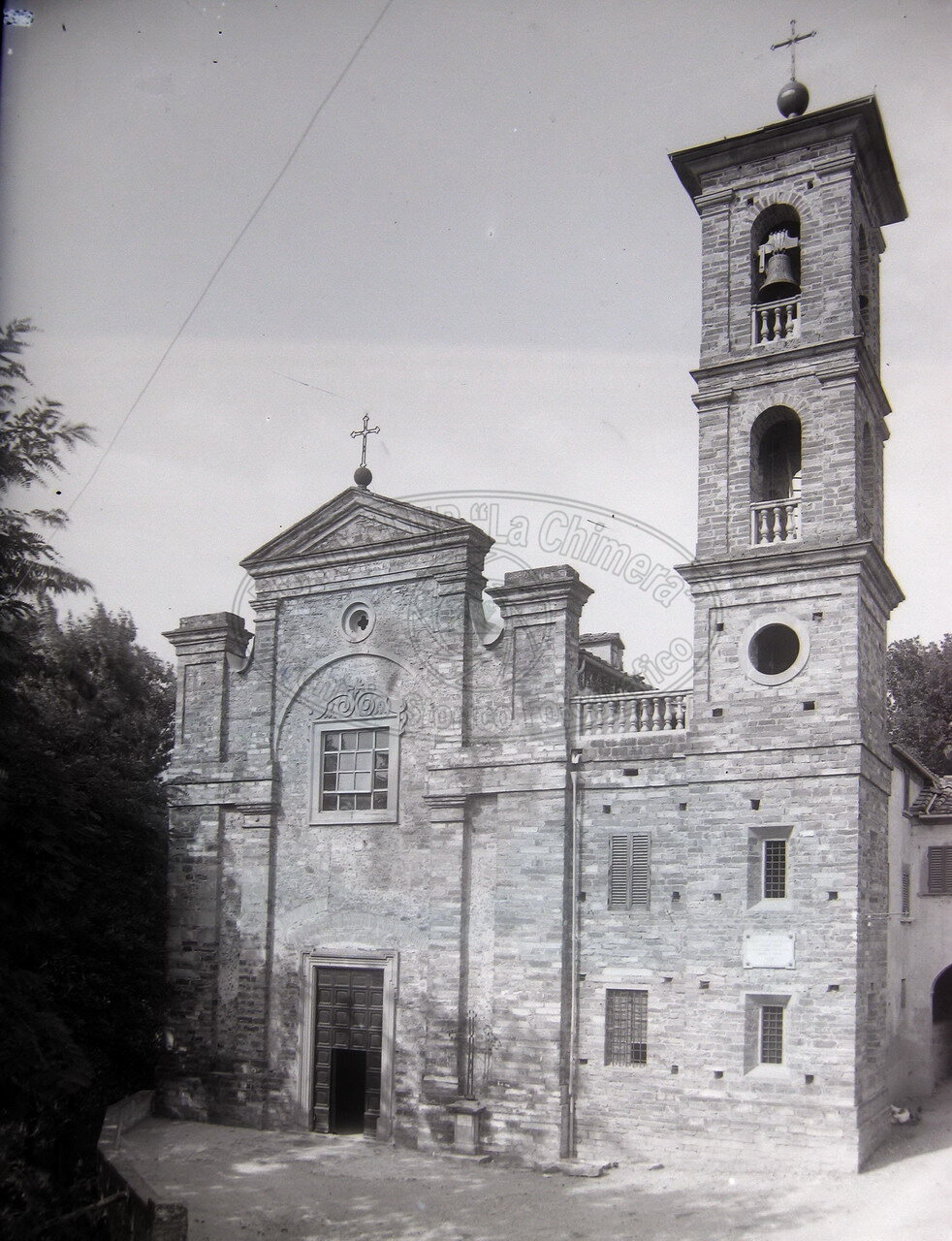 La  chiesa