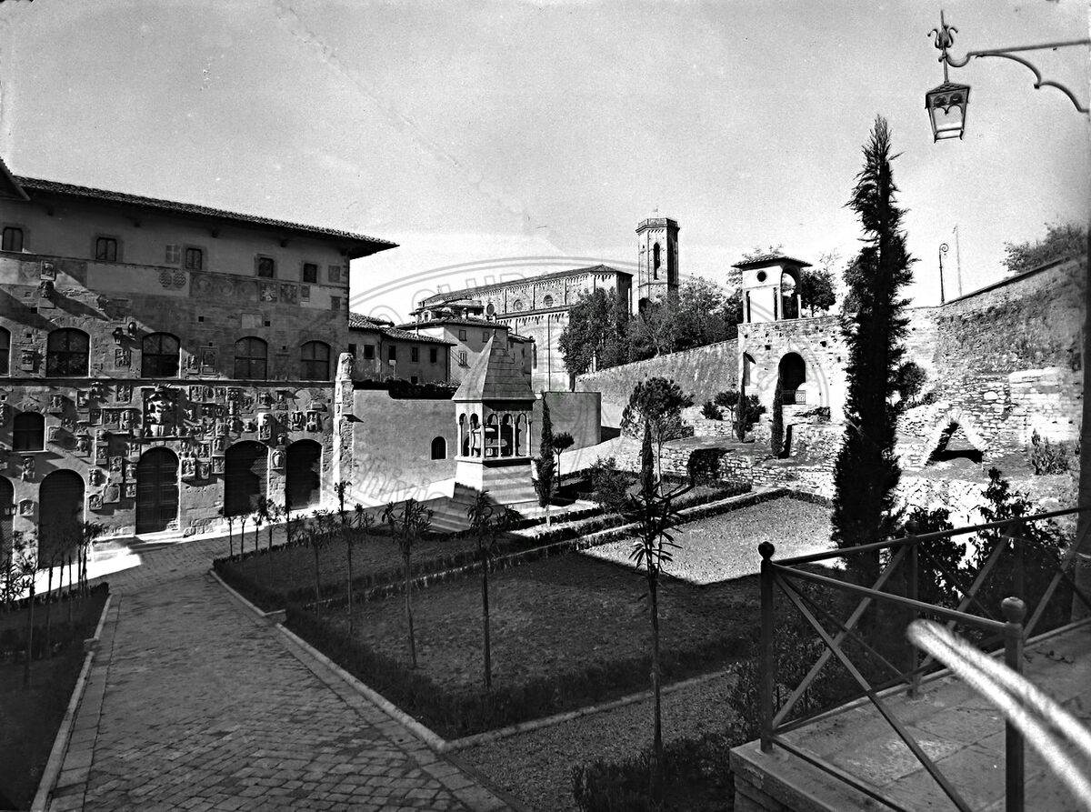 Via dei Pileati