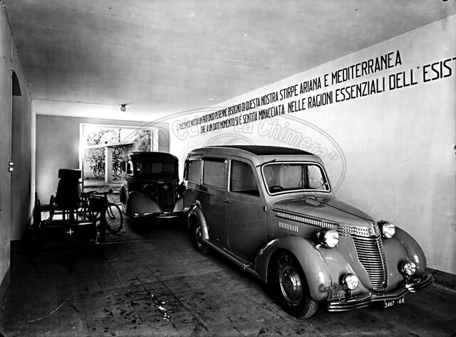 Un garage della Croce Bianca