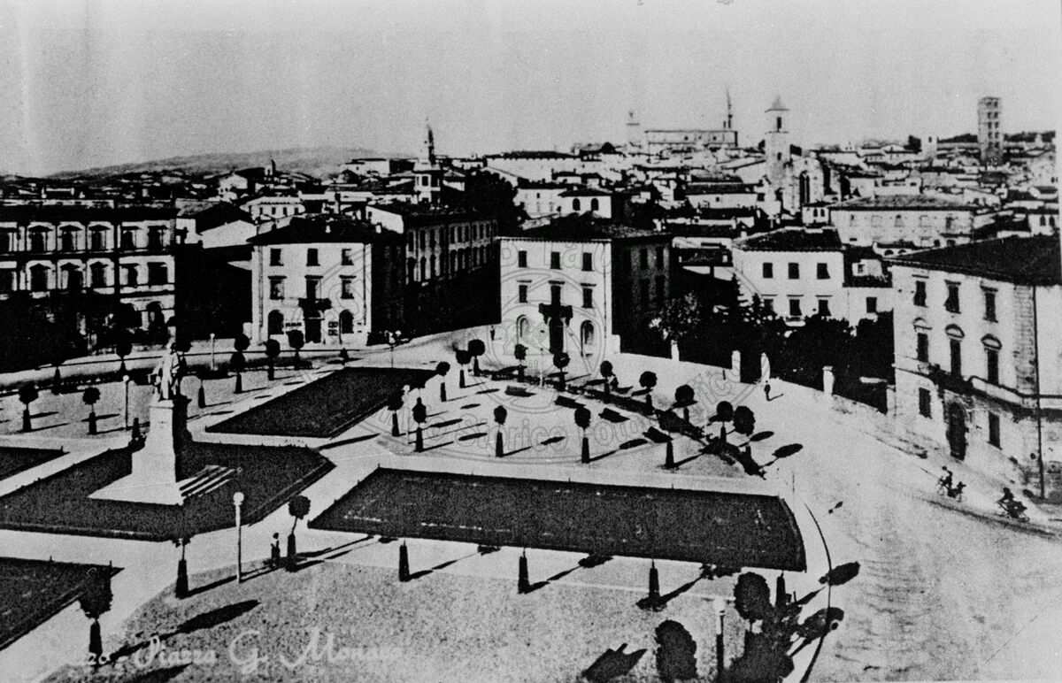 Piazza Guido Monaco