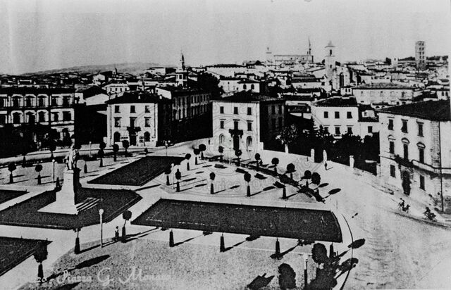 Piazza Guido Monaco