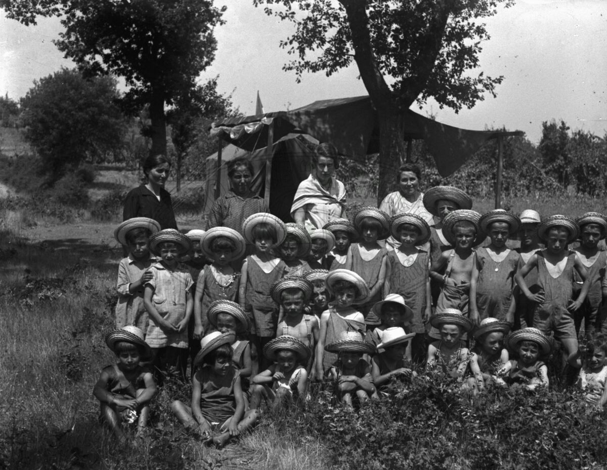 Bambini in colonia estiva