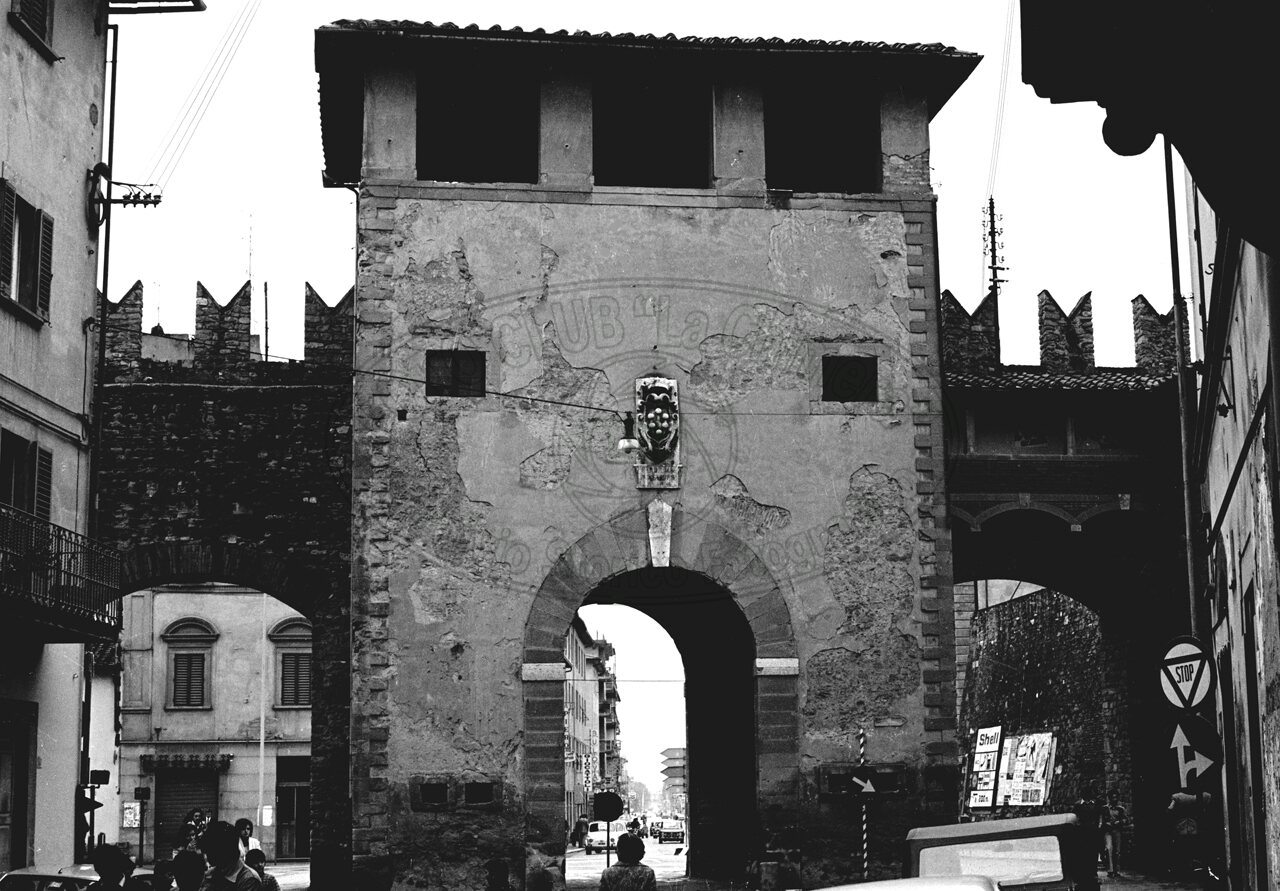 Porta S. Lorentino (già Porta Fiorentina)