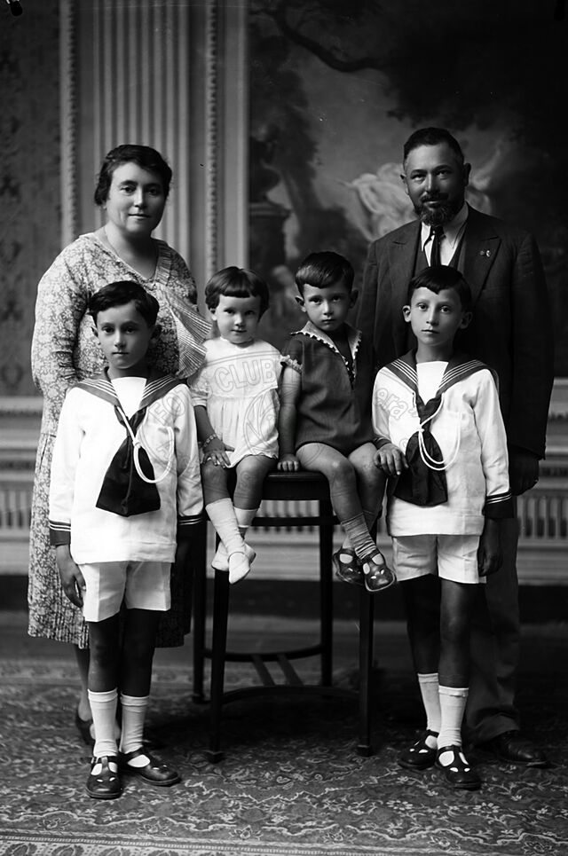 Ritratto di famiglia in studio