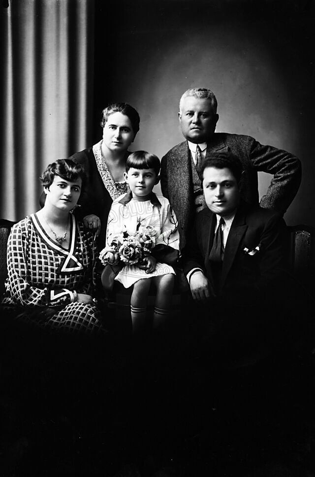 Ritratto di famiglia in studio