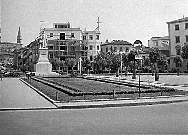 Piazza Guido Monaco