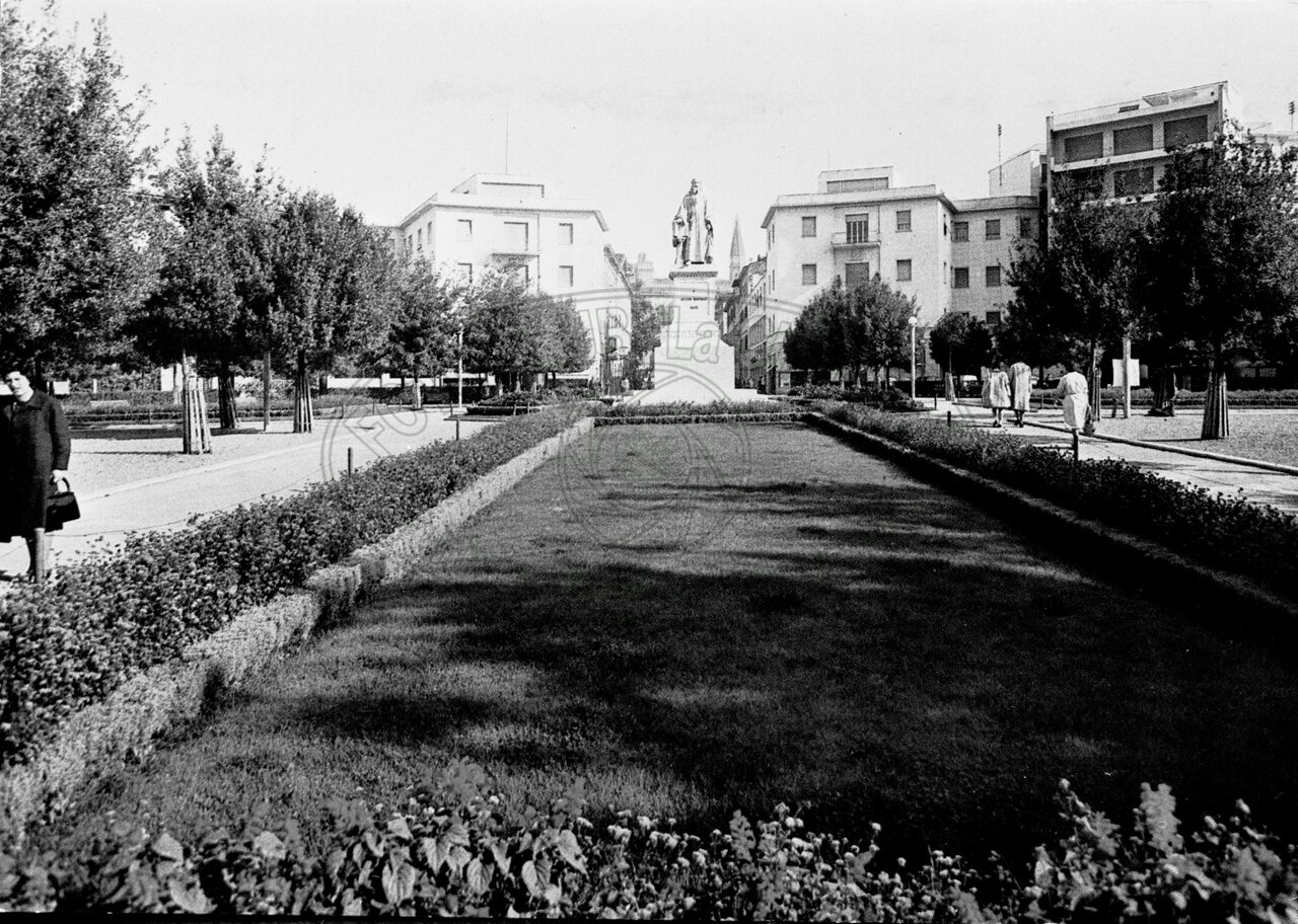 Piazza Guido Monaco