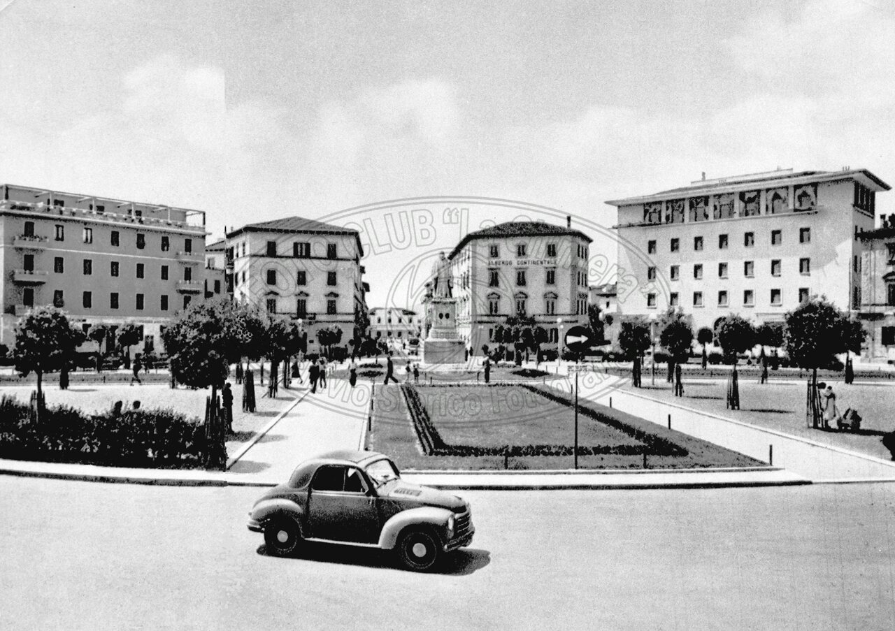Piazza Guido Monaco