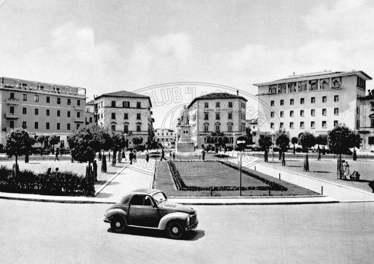 Piazza Guido Monaco