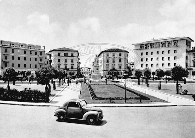 Piazza Guido Monaco
