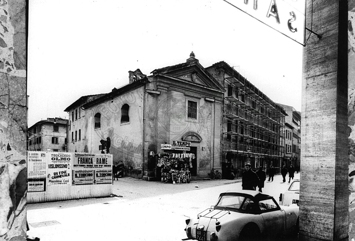 Piazza S. Iacopo (Jacopo)