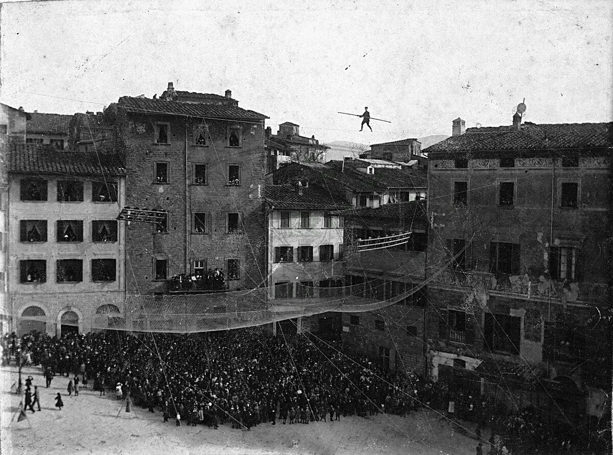 Funambolo in Piazza Grande (o Vasari)