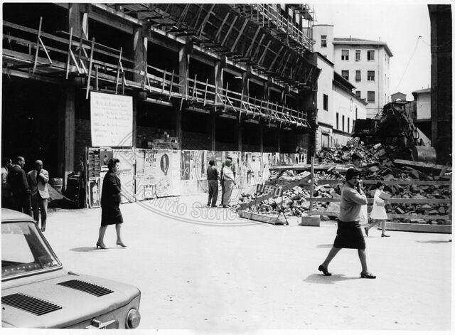 Piazza S. Iacopo (Jacopo)