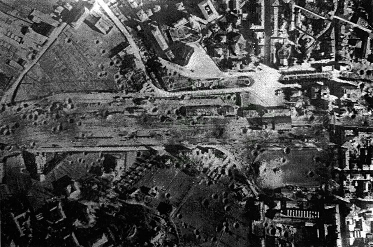 La città dopo i bombardamenti