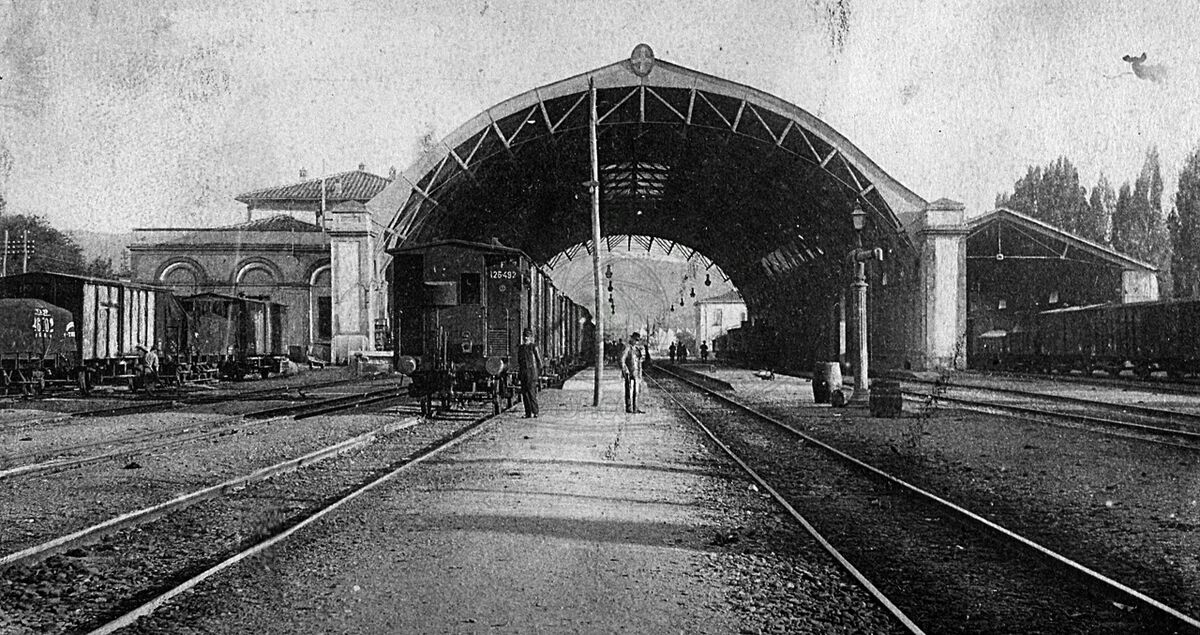 Stazione ferroviaria